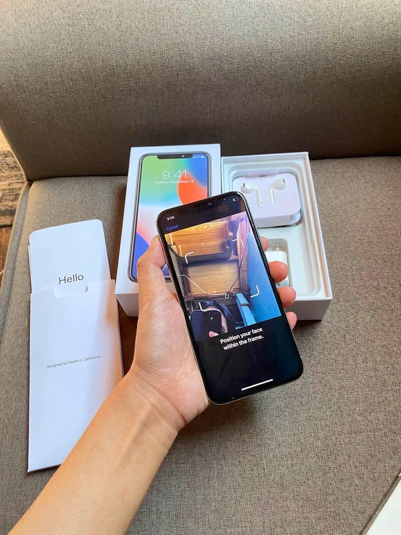 Apple iPhone X 5