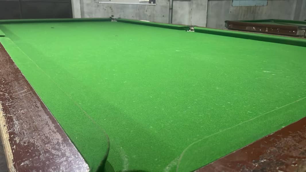 snooker table 10/5 1