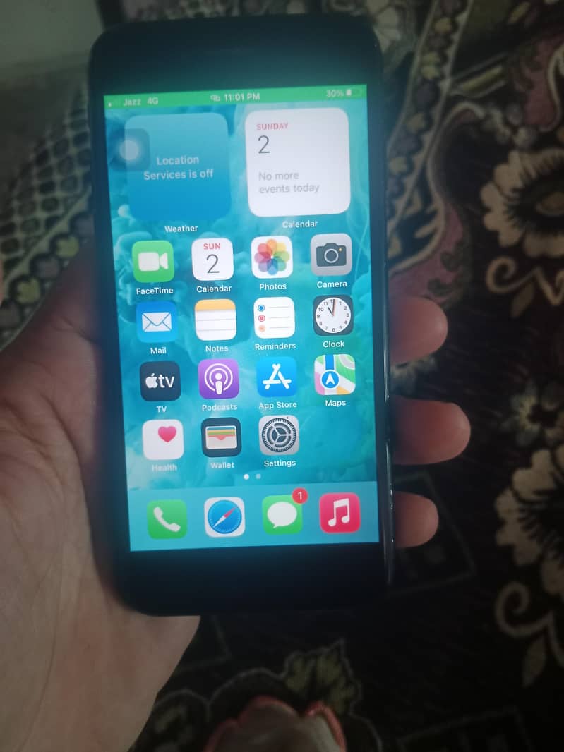 Apple iPhone 7 2