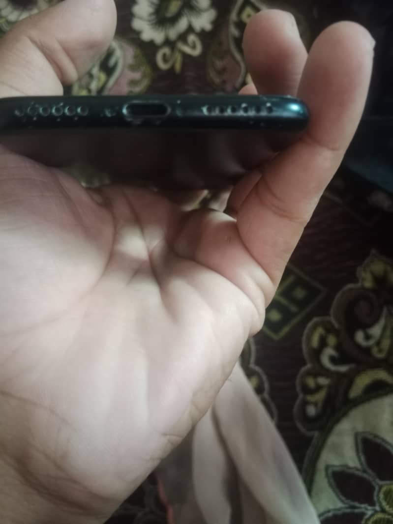 Apple iPhone 7 4