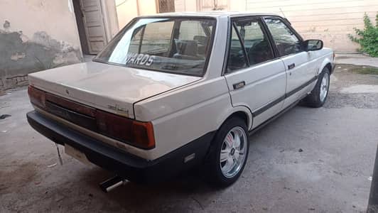 Nissan Sunny 80% geniun