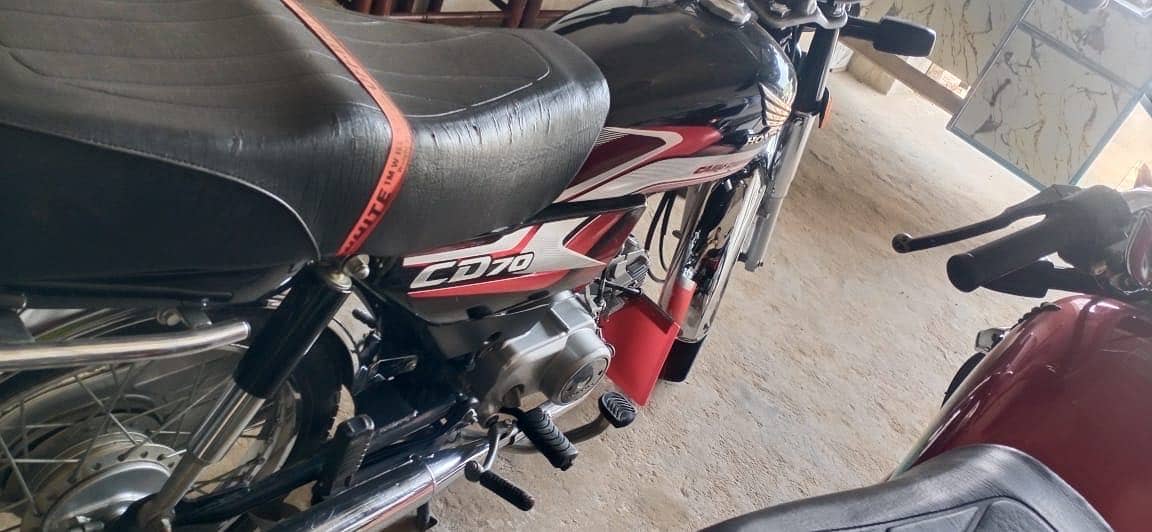 Honad CD 70cc 8