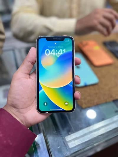 Apple iPhone XR