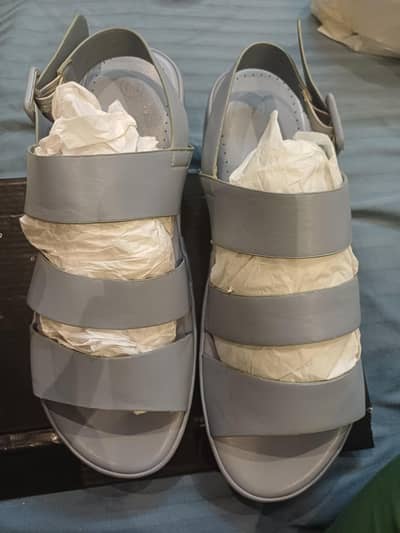 medicated sandals