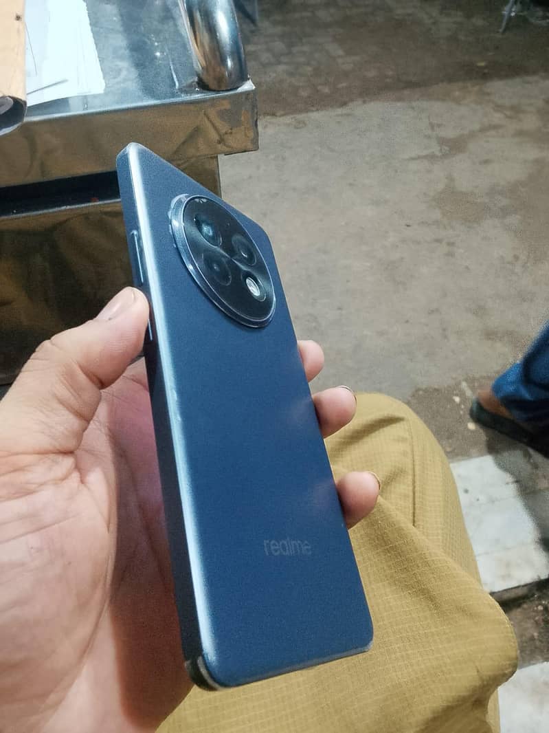 Realme 13 Plus 3