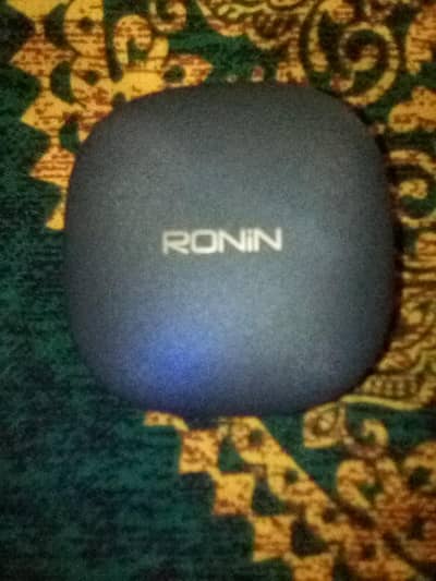 Ronin pebbel