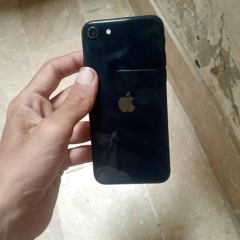 Apple iPhone SE 0