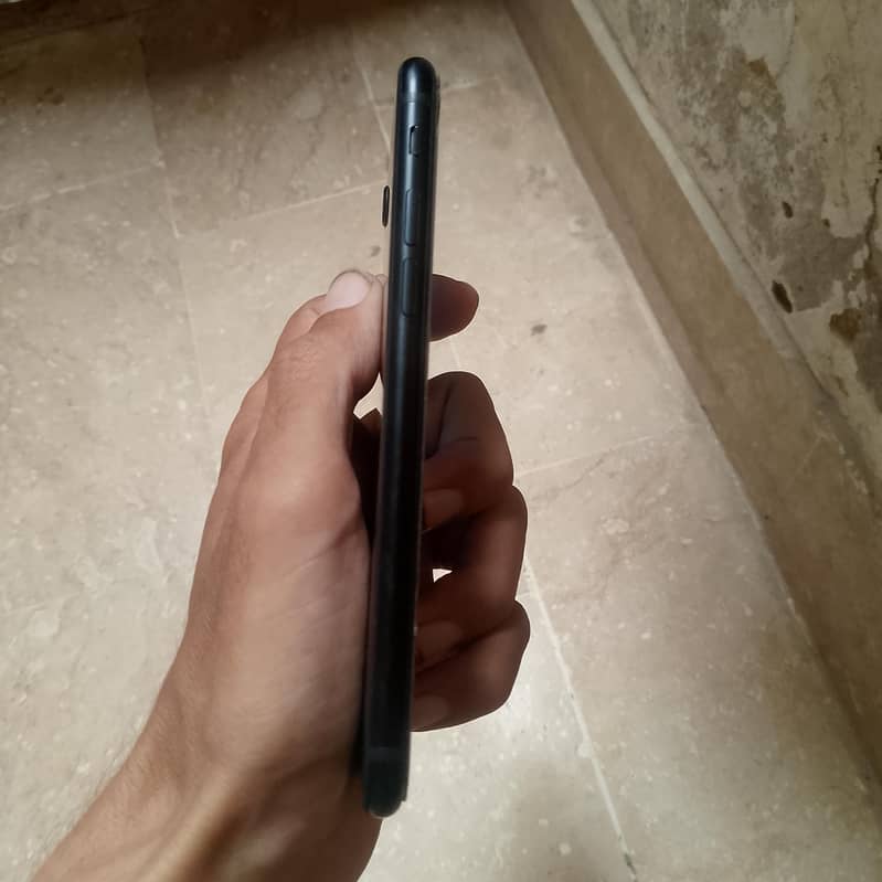 Apple iPhone SE 1
