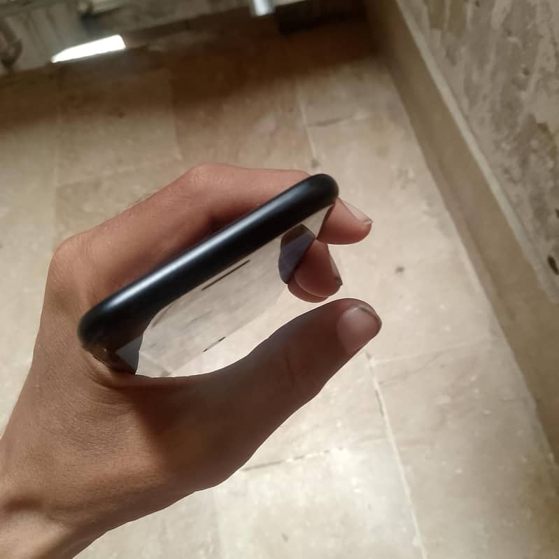 Apple iPhone SE 4