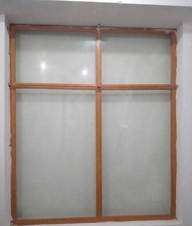 6.5 FIT × 8.5 FRAMES AVAILABLE 2 FRAMES