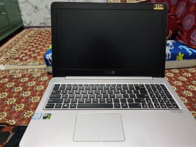 Asus i7 7th generation with graphic card