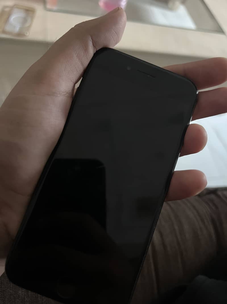 Apple iPhone 7 6