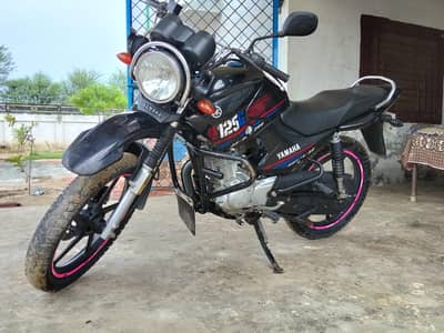 Yamaha YBR G Model 2022