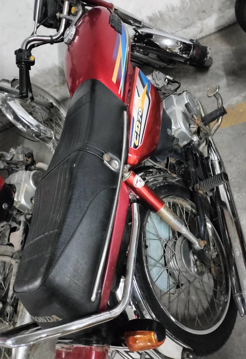 ravi cd 70 1