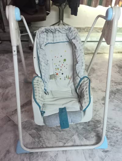 Mothercare Baby cot and manual swing