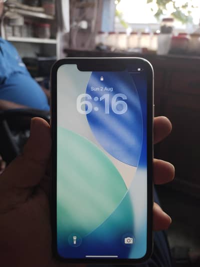 Apple iPhone 11