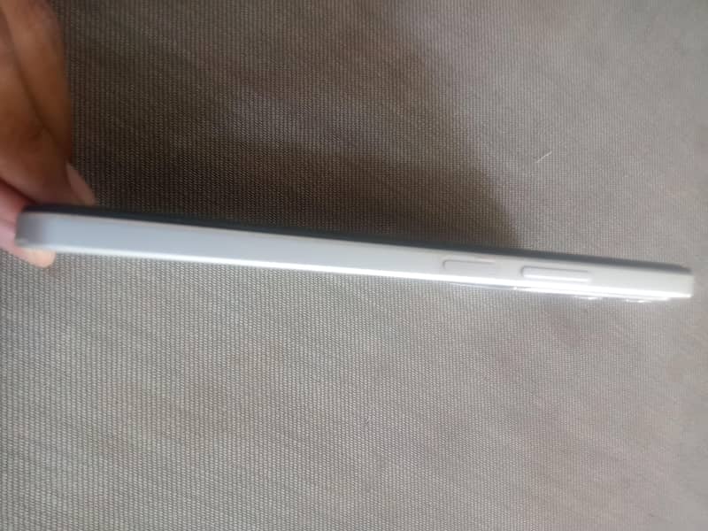 Realme C71 1