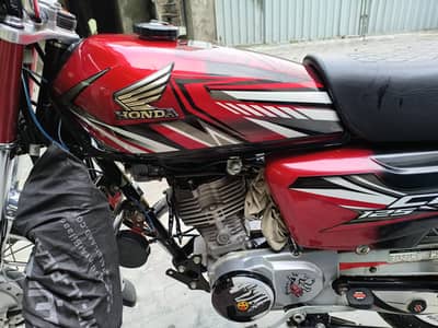 honda 125 tanki tapy