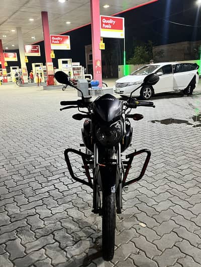 SUZUKI GSX 125 (URGENT SALE)