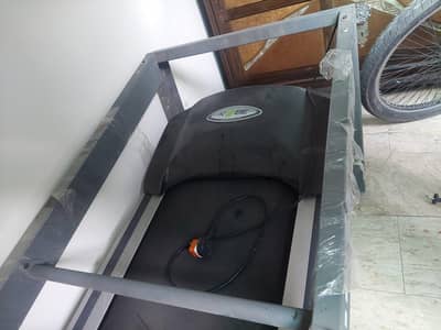 Tread mill with AC motor