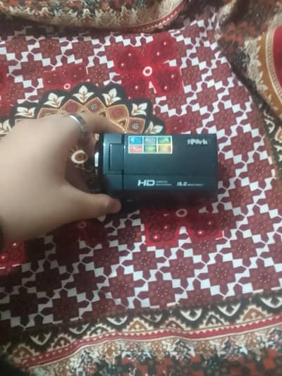 phone buy krna ha jiski wja sa sell kr rha hu camera