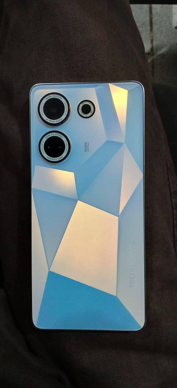 Tecno CAMON 20 Pro 0