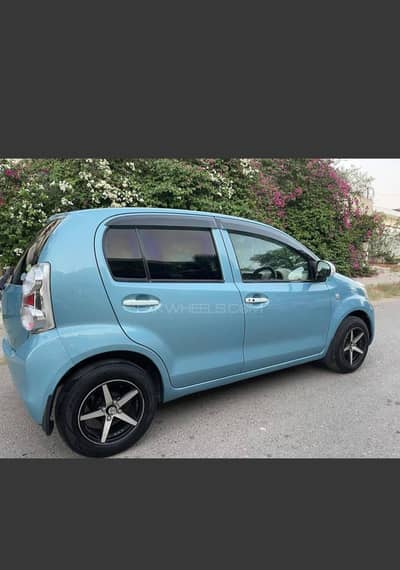 Toyota Passo 2012