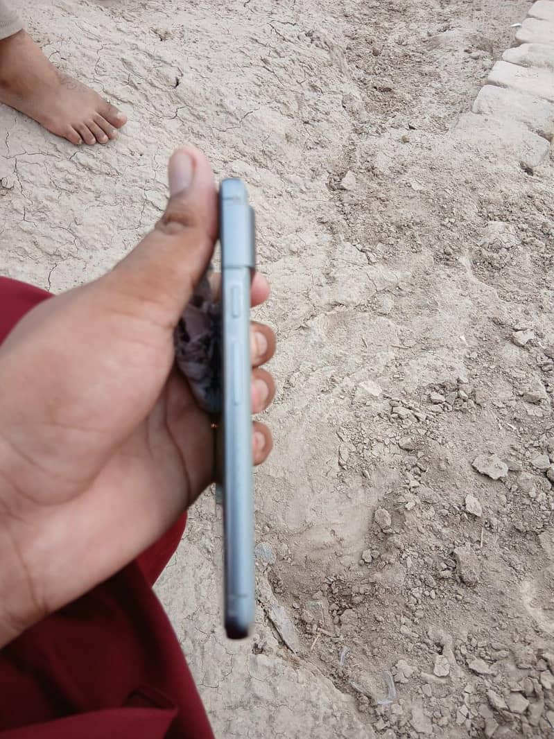 Google Pixel 8 2