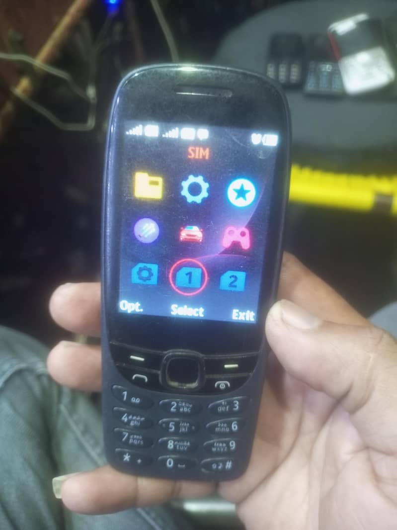 Nokia 6310 5