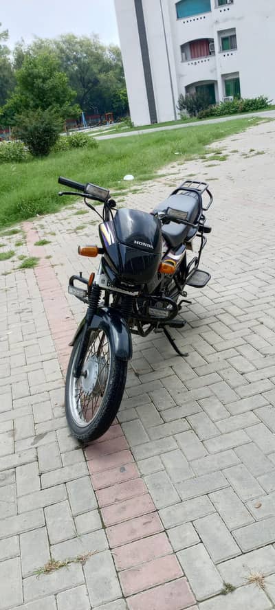 Honda pridor