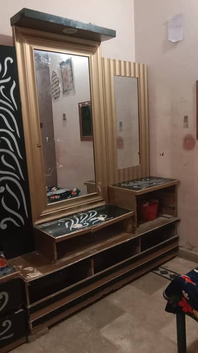 dressing table.