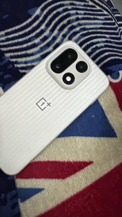One Plus 15 brand new non pta 4 month sim work