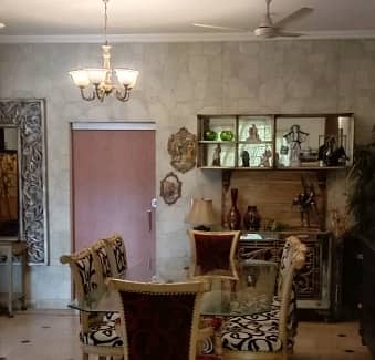 Investors Should sale This House Located Ideally In Fort Villas