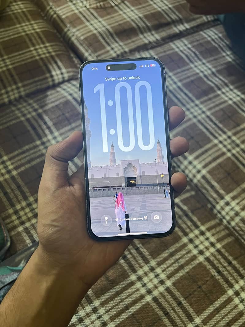 Apple iPhone 14 Pro Max 0