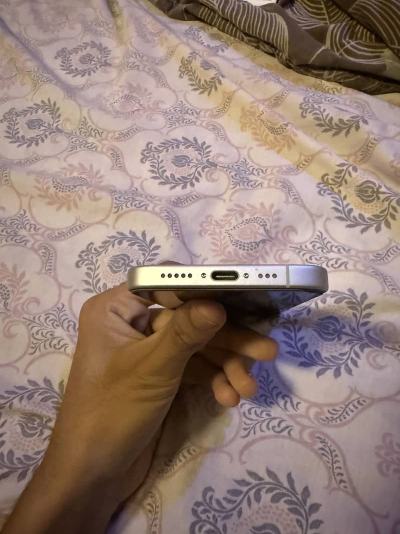 Apple iPhone 17 0