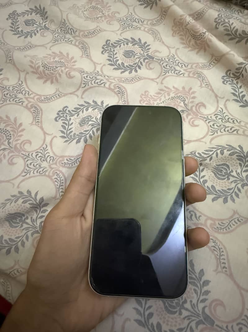 Apple iPhone 17 2