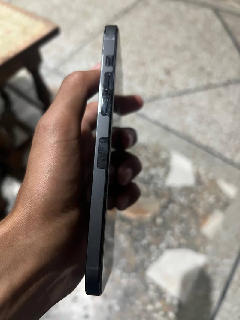 Apple iPhone 14 Pro Max 4