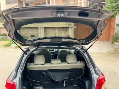 Toyota Vitz 2013