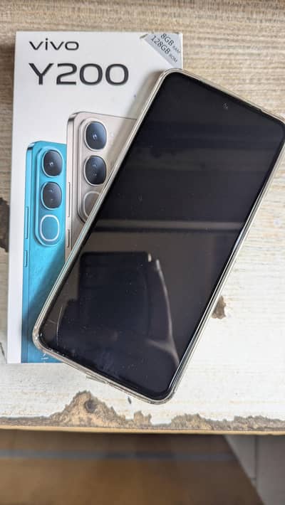 Vivo Y200