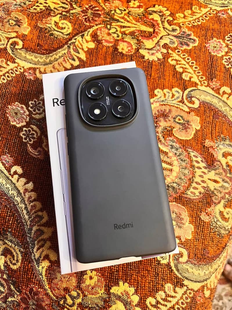 Xiaomi Redmi Note 14 Pro 3