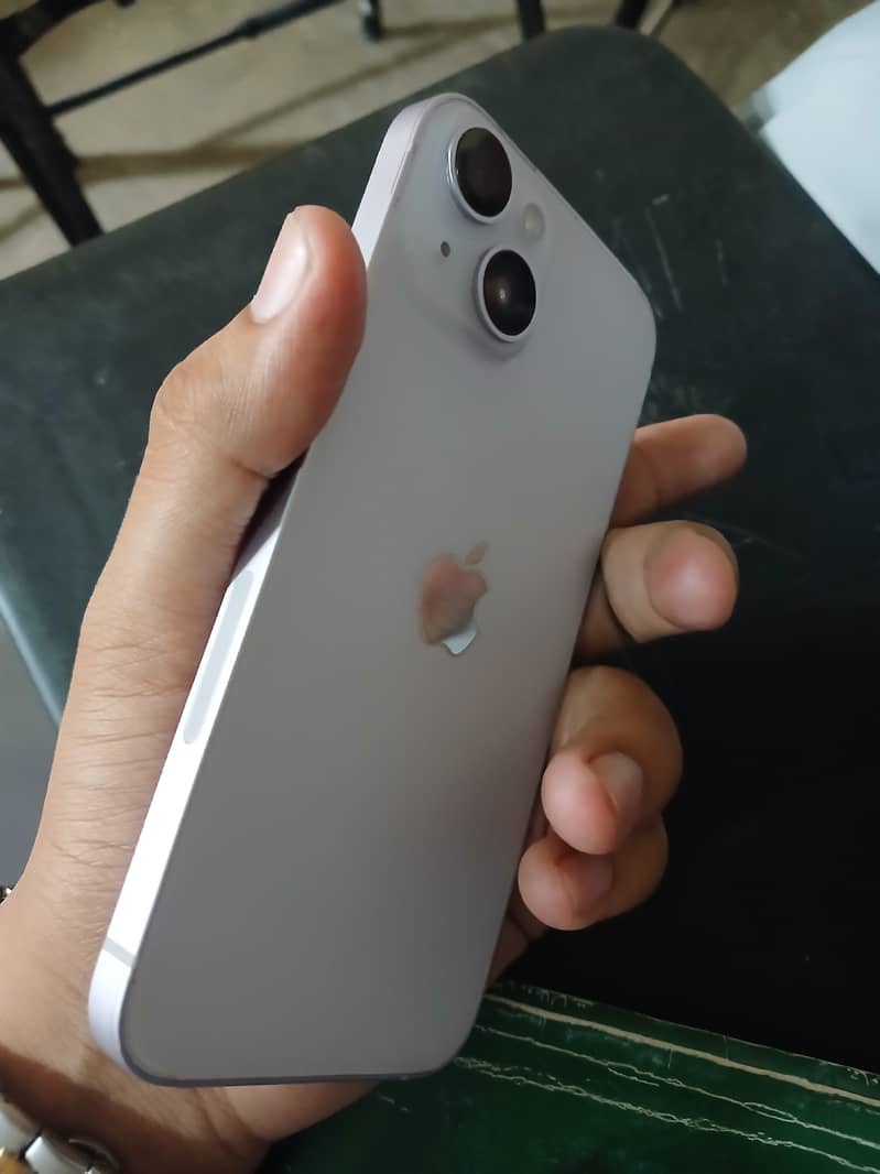 Apple iPhone 14 3