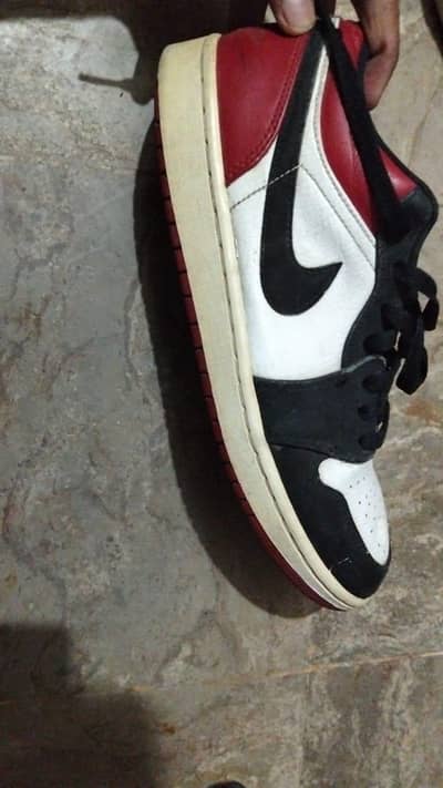 Jordan 1 Low (Red / White / Black Colorway)