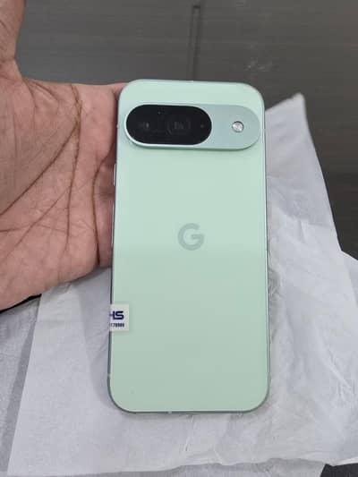 Google Pixel 9 128GB – Neat & Clean – Original Condition With Box