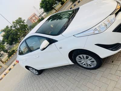 Toyota Yaris 2021
