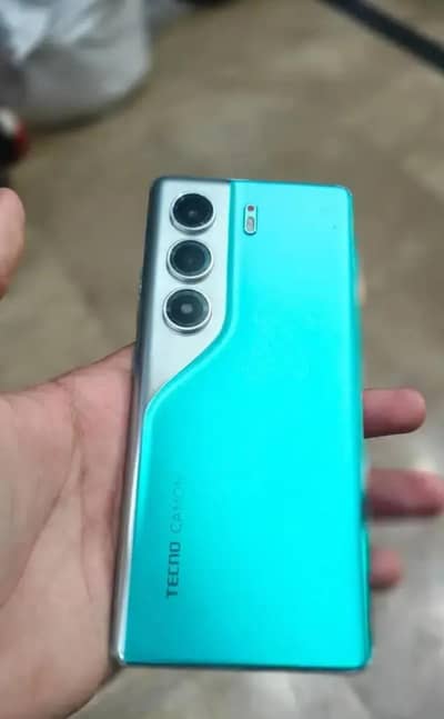 Tecno CAMON 40 Pro 8+8 256 box charge sath h
