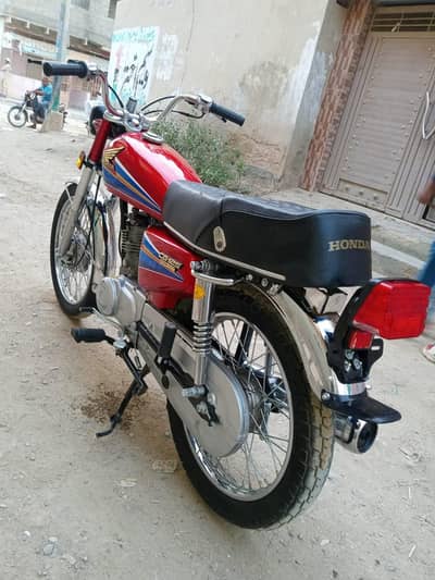Honda 125 urgent for sale03096098550 WhatsApp number