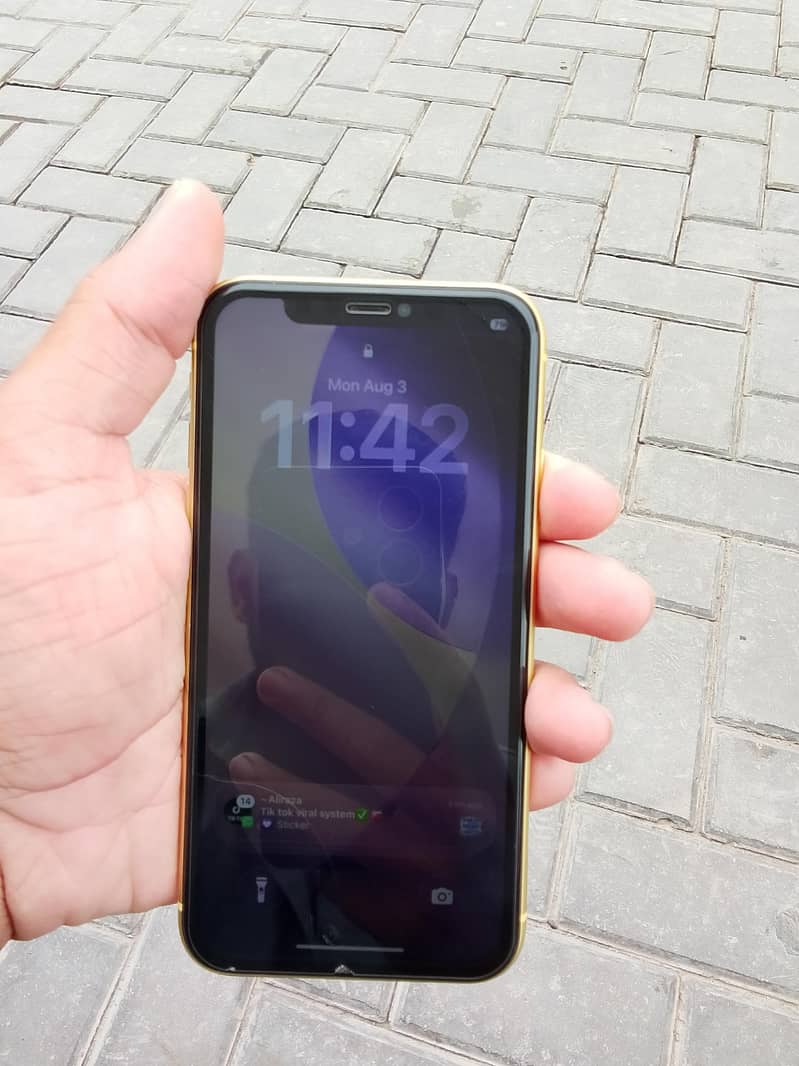Apple iPhone 11 1