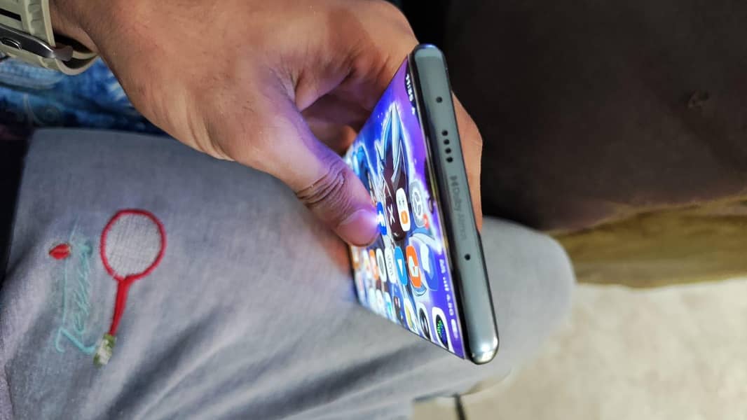 Tecno CAMON 40 Pro 4