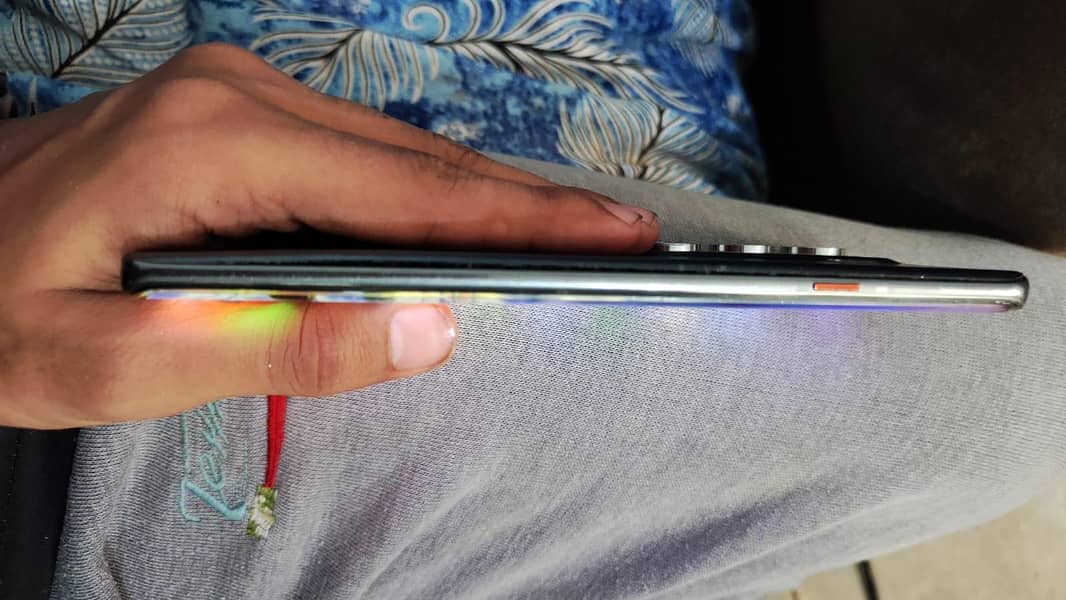 Tecno CAMON 40 Pro 7