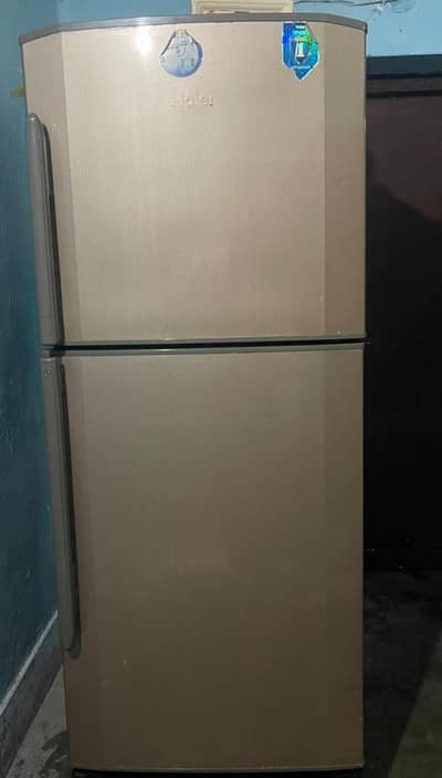 Haier HRF-340 Refrigerator – Fast Cooling & Spacious Storage